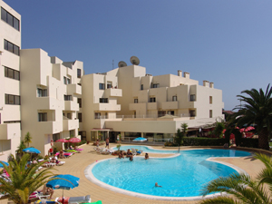 Santa Eullia Hotel Apartamento - piscina