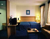 Hotel Comfort Inn Valpaos - quarto